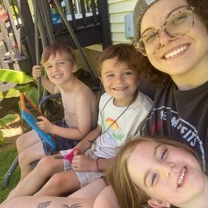 Meet your Posher, Emily